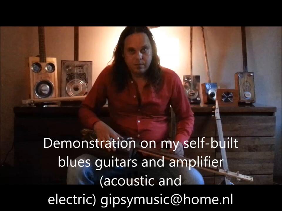 Zelfgebouwde bluesgitaren en versterker Remko Willems